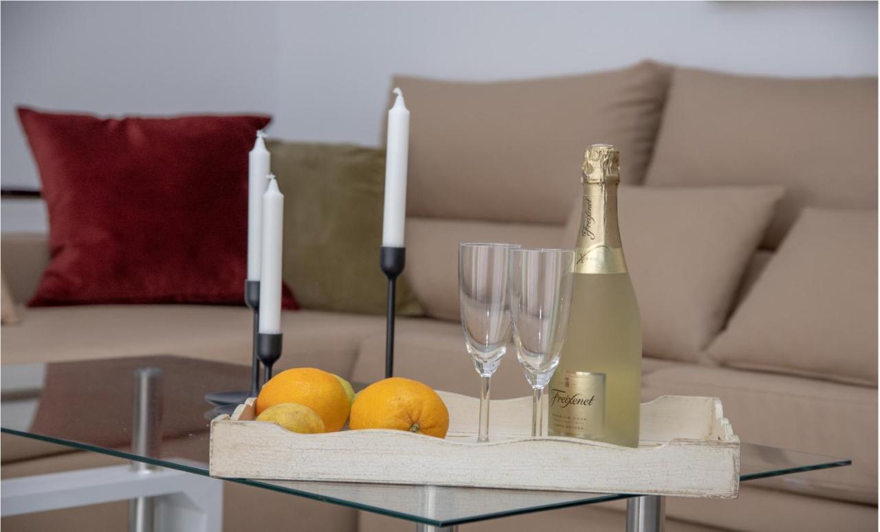 Apartment Family 6 Beachfront Corralejo By Holidays Home Luaran gambar